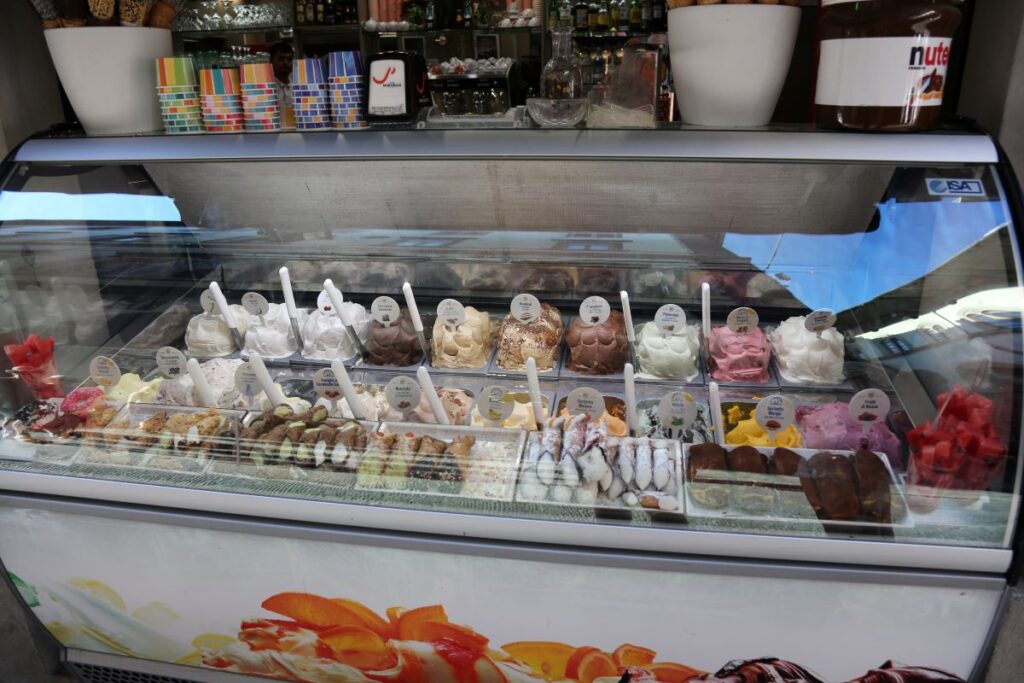 fake gelato shop italy
